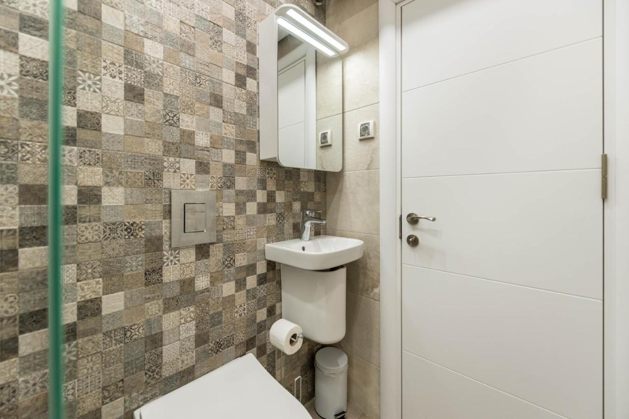 Cosy Apartment In Central Варна Екстер'єр фото